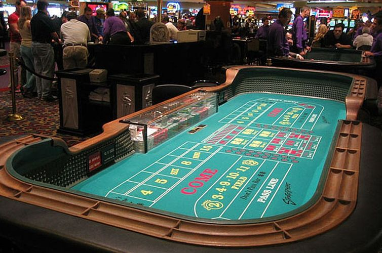  Cassinos com jogos de cartas: poker, blackjack e bacará online